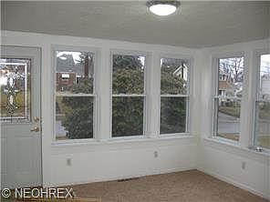 3rd image of 880 Newgarden Ave