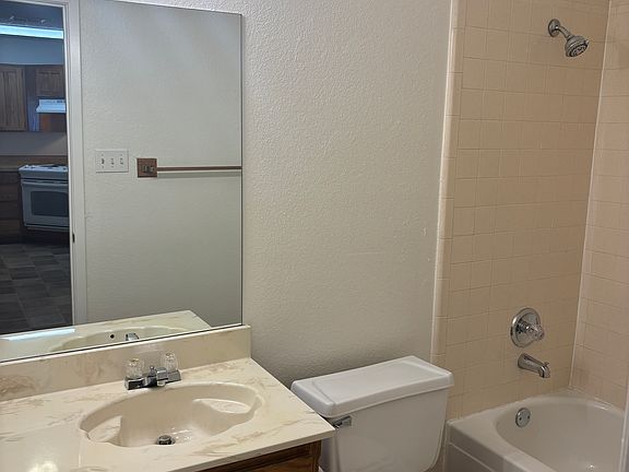3rd image of 4905 Maryanna Way