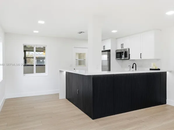 921 N 32nd Ave, Hollywood, FL 33021