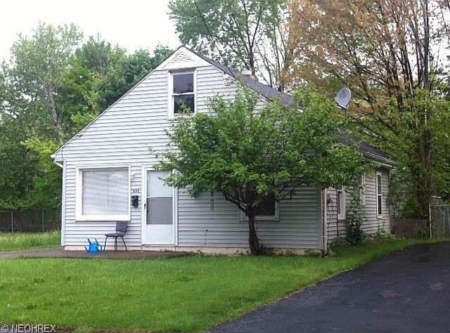 1st image of 644 W La Clede Ave