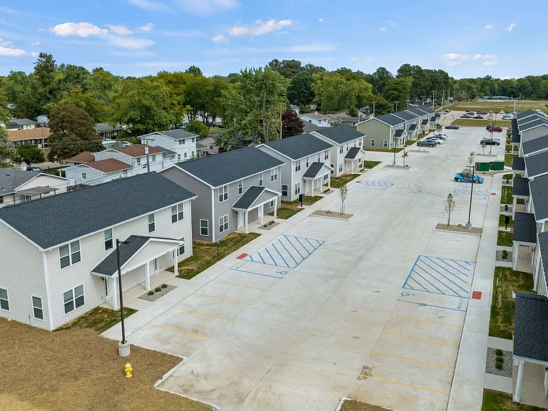 2133 Galahad Cv — Photo 1