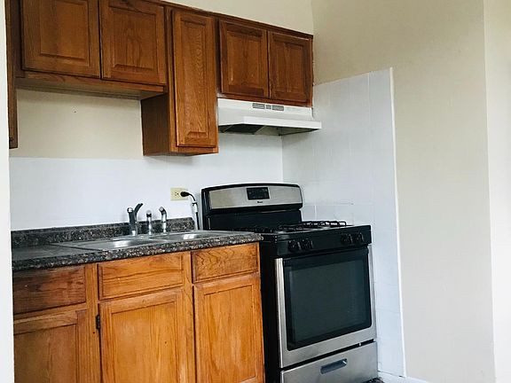3rd image of 2917 W 24th Blvd #Uemzq912u
