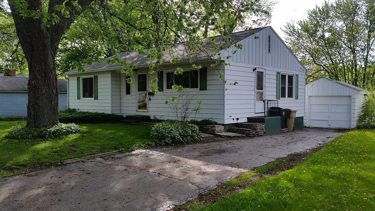 508 E Lakeview Ave photo 1