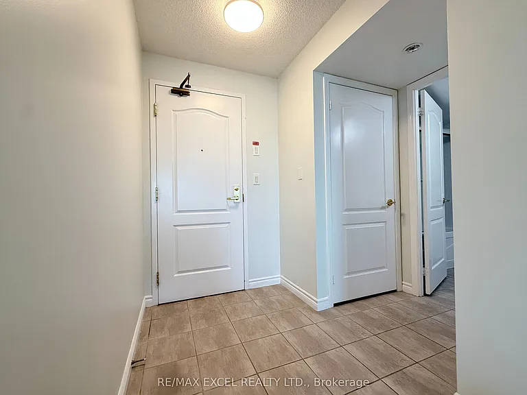 2020 McNicoll Ave #607 — Photo 12