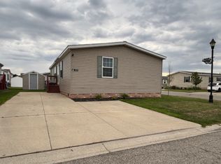 6240 Juliet Blvd #101, Fenton, MI