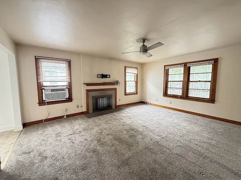 1514 Golden Ave — Photo 11