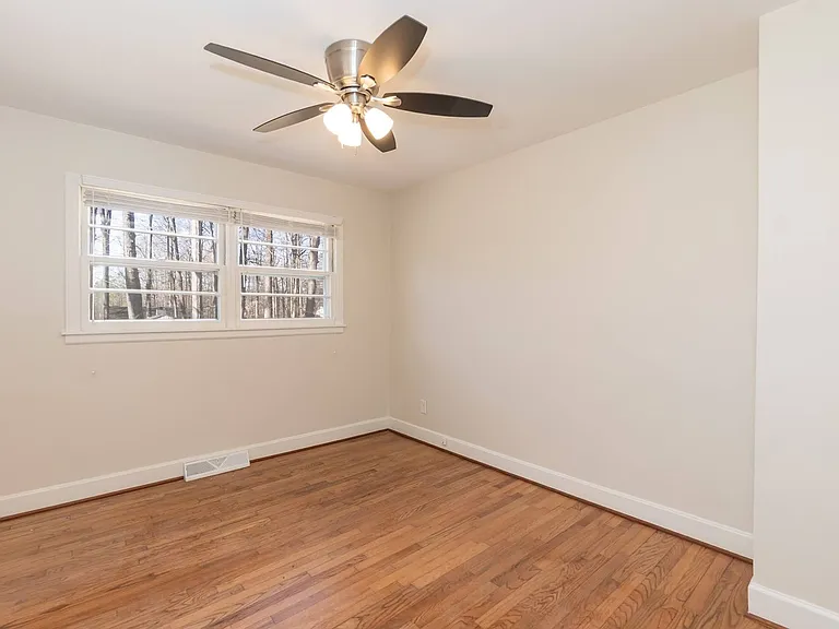 518 Buttonwood Dr — Photo 23