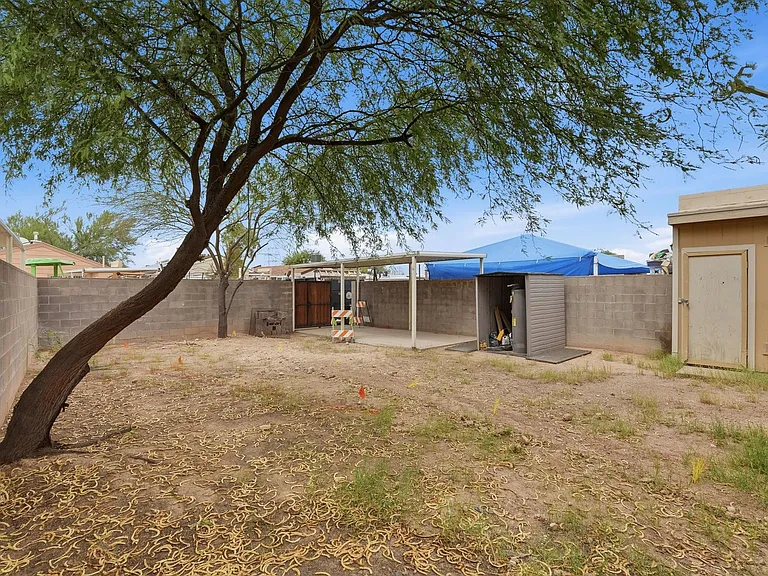213 W Virginia St — Photo 22