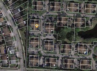 4755 Holly Lake Dr, Lake Worth, FL 33463