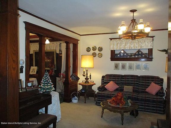 3rd image of 34 Josephine St