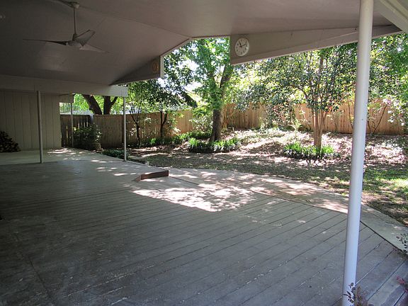 3rd image of 6241 Trail Lake Dr