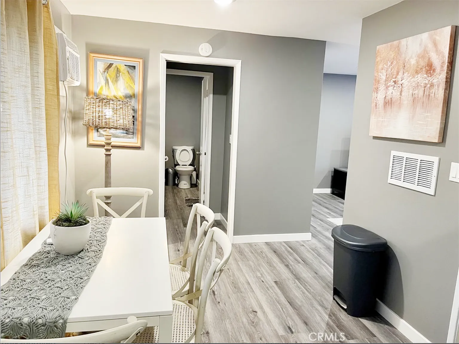 1 bed, 800 sqft, $2,400 — Photo 3
