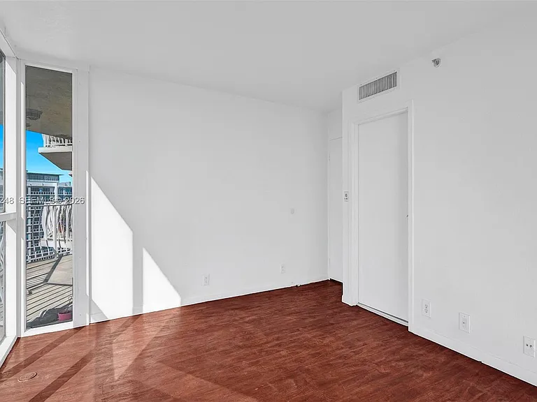 7601 E Treasure Dr #2205 — Photo 21