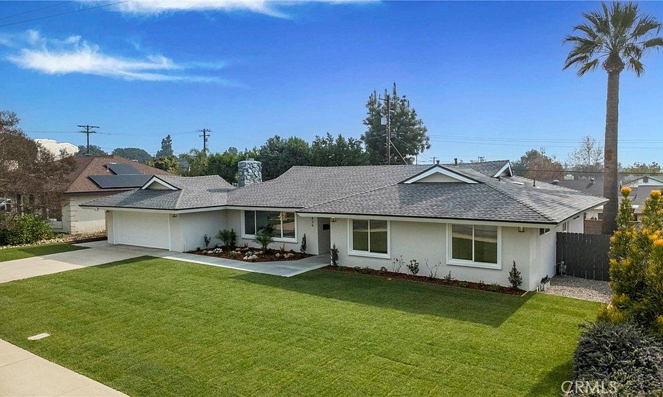 1st image of 834 Hood Dr