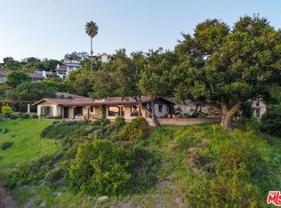 98 Loma Media Rd, Santa Barbara, CA 93103