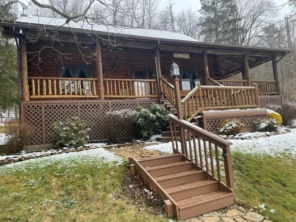 40 Church St, Ludlow, PA 16333
