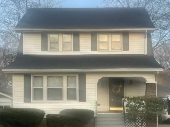 2111 16th St, Cuyahoga Falls, OH 44223