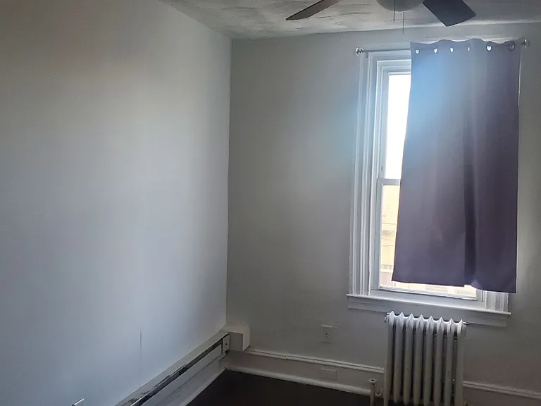 4813 Olive St — Photo 11