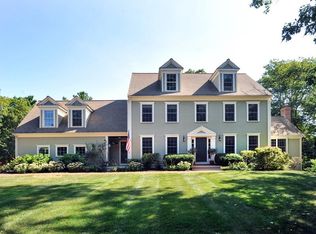 11 Powers Ln, Cohasset, MA 02025
