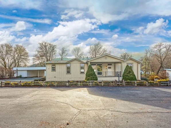 6901 Old Stage Rd Unit 25, Central Point, OR 97502