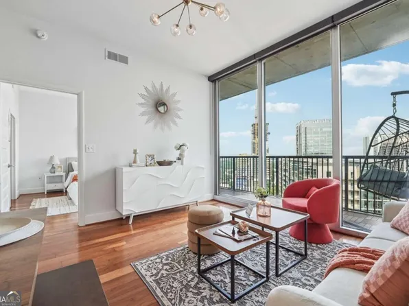 1080 Peachtree St NE Unit 2416, Atlanta, GA 30309