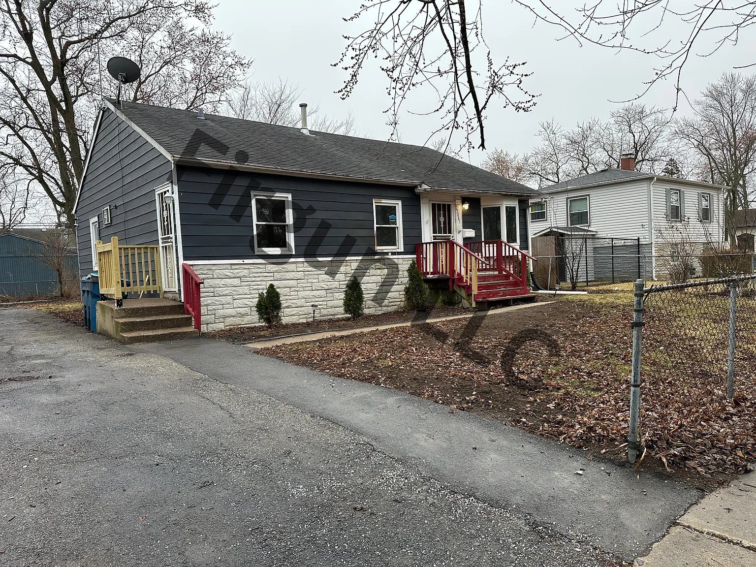 22441 Strassburg Ave photo 1