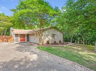 709 Arlington Dr, Woodway, TX 76712