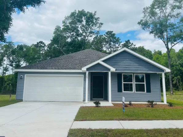 303 Cat Island Cir, Defuniak Springs, FL 32433