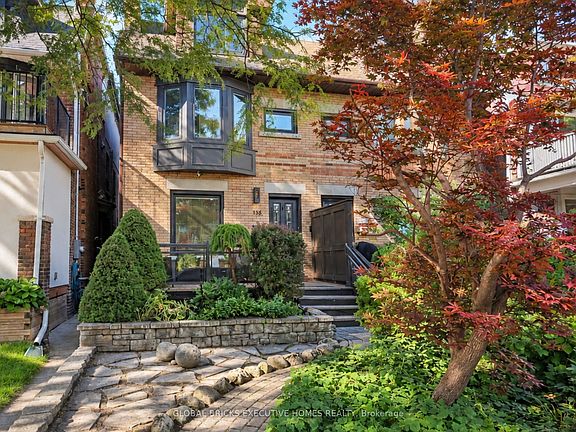 3rd image of 158 Fulton Ave