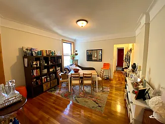 Rented by LRGNY Group, Inc.