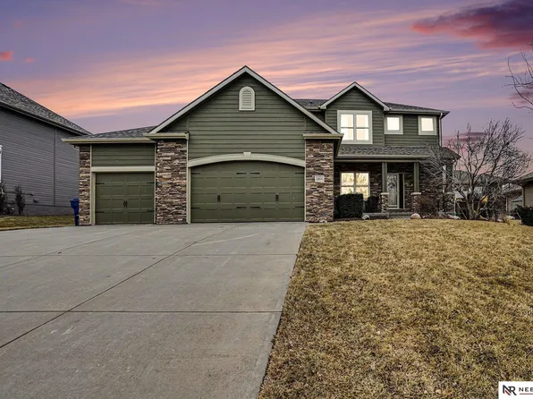 12614 S 82nd St, Papillion, NE 68046