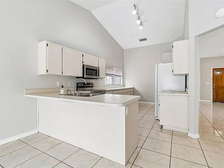 10105 Sea Spray Pl — Photo 20