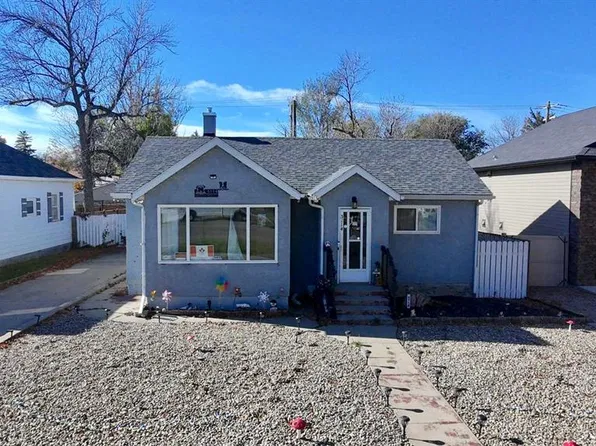 5114 E 52nd St, Taber, AB T1G 1N2