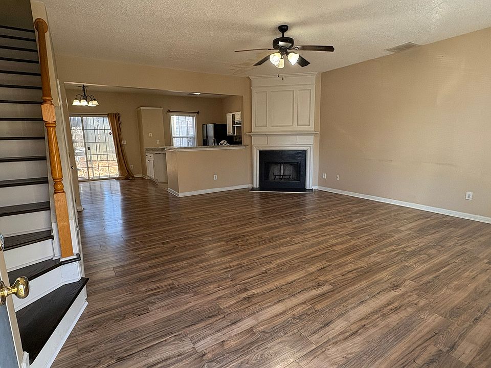 1st image of 4645 Valais Ct Unit 32