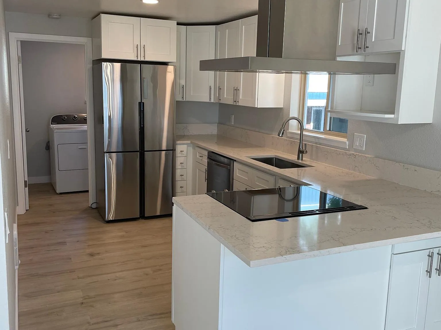 2 bed, 1345 sqft, $3,200 — Photo 3