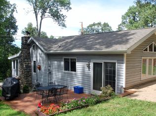 89 Lyons Rd, Oak Ridge, NJ 07438