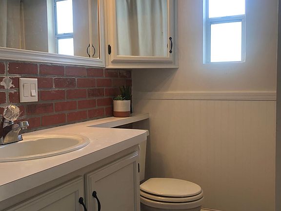 5th image of 1511 E Florence Blvd #211