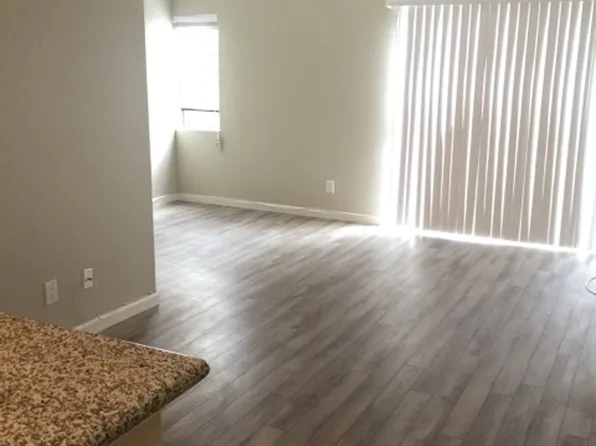 4060 Huerfano Ave Unit 304, San Diego, CA 92117