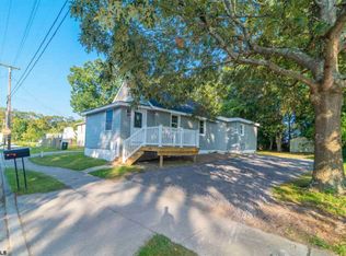 427 7th St, Somers Point, NJ 08244