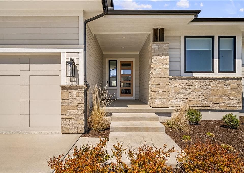 12402 W 170th Ter, Overland Park, KS 66221 | MLS #2613814 | Zillow