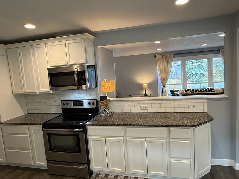 Lots of prep space with new range and microwave