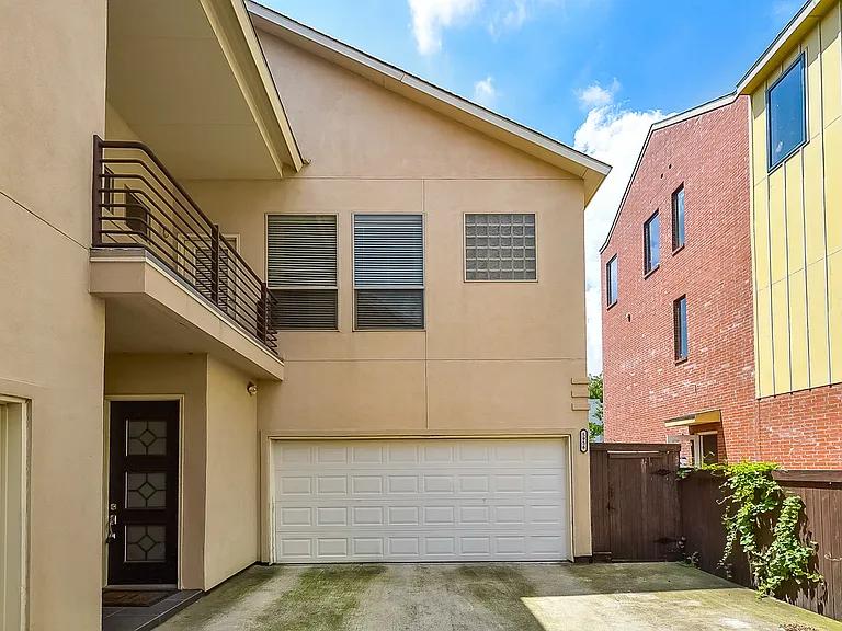 5956 Lewis St — Photo 4