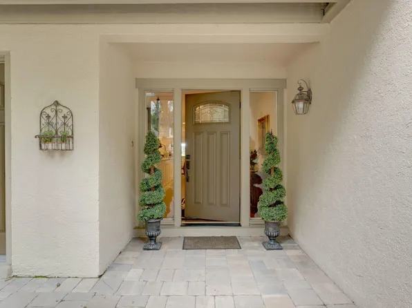 3058 Sea Marsh Rd, Fernandina Beach, FL 32034