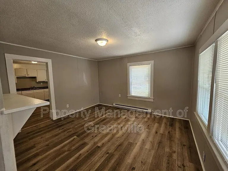 5 Zarline St — Photo 4
