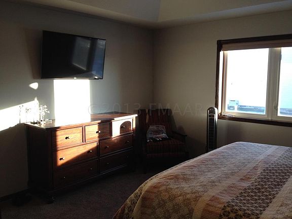 Master bedroom tray ceiling