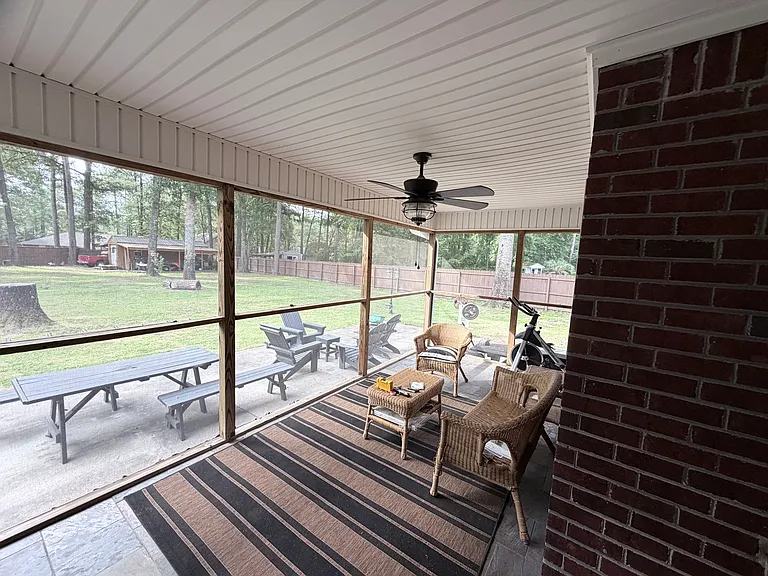 90 Old Spring Ct — Photo 19