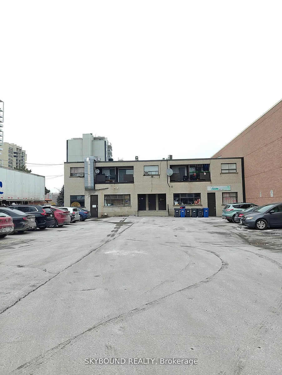 Building Photo - 492 Kerr St #9