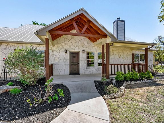 3rd image of 1615 Cypress Pass