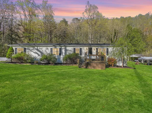 104 Old Highway 19e, Hampton, TN 37658