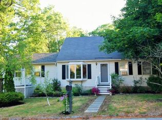 2 Partridge Ln, Dover, NH 03820